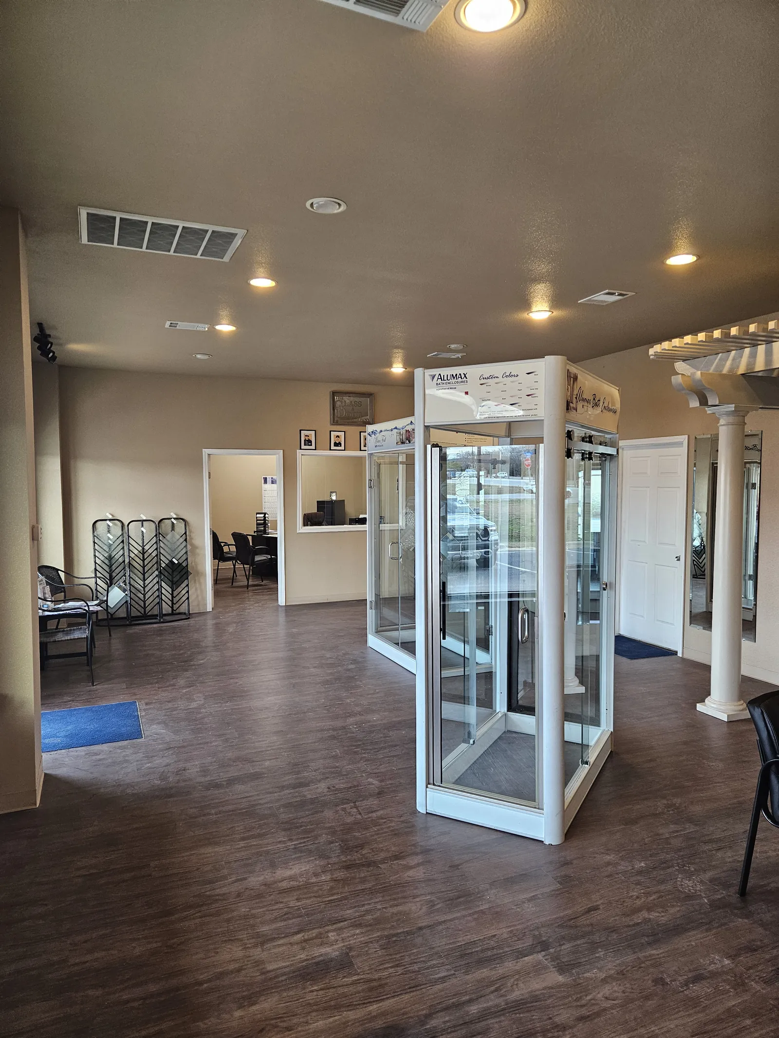 Glass samples on display in the Georgetown showroom